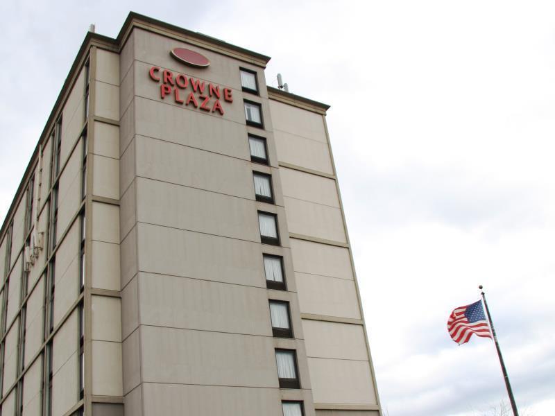Crowne Plaza Newark Airport By Ihg Hotel Elizabeth Exterior foto