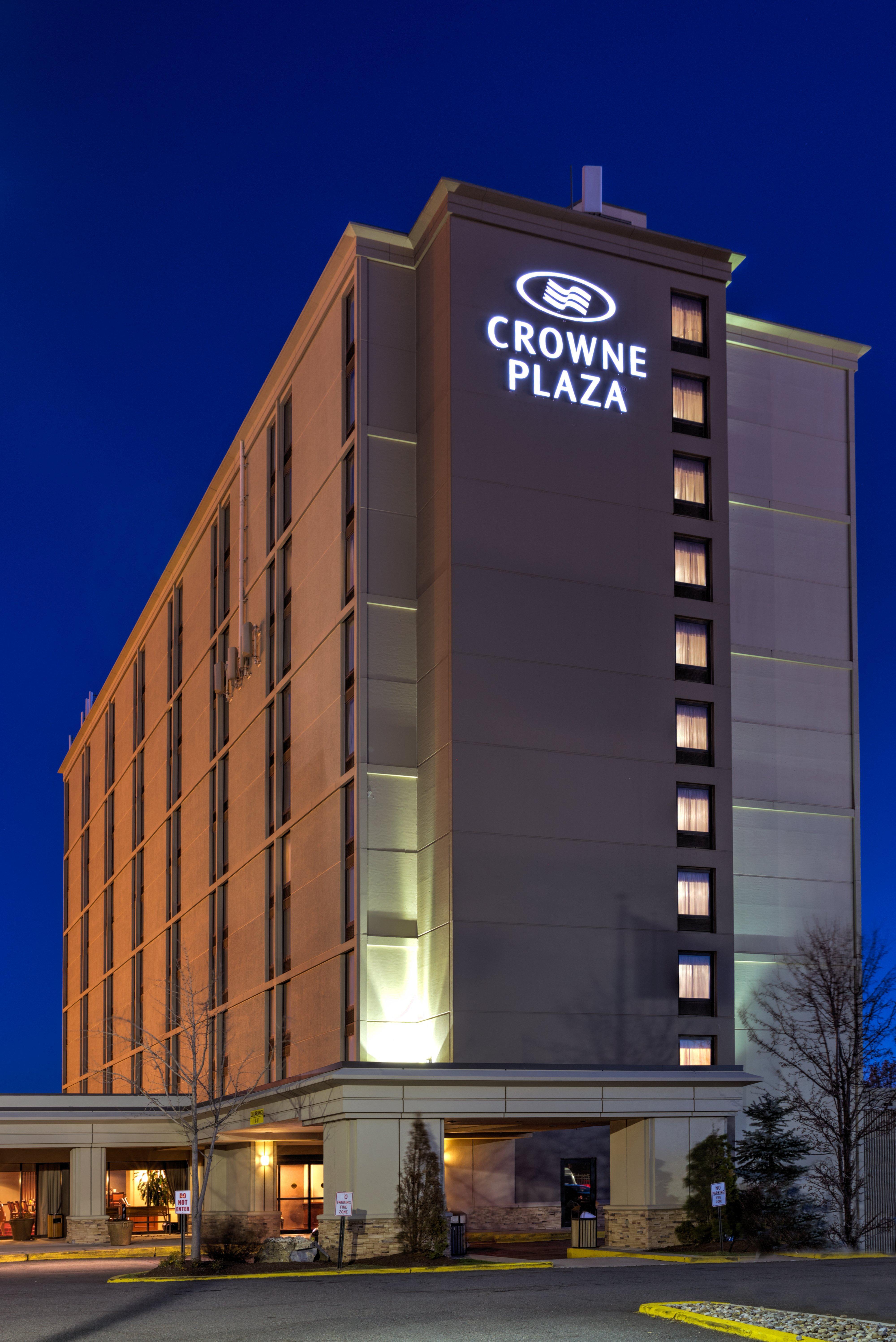 Crowne Plaza Newark Airport By Ihg Hotel Elizabeth Exterior foto
