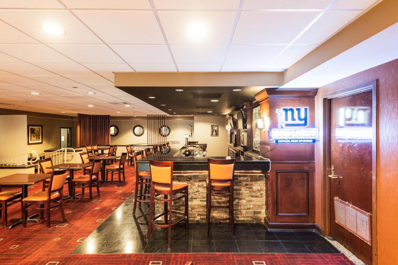 Crowne Plaza Newark Airport By Ihg Hotel Elizabeth Exterior foto