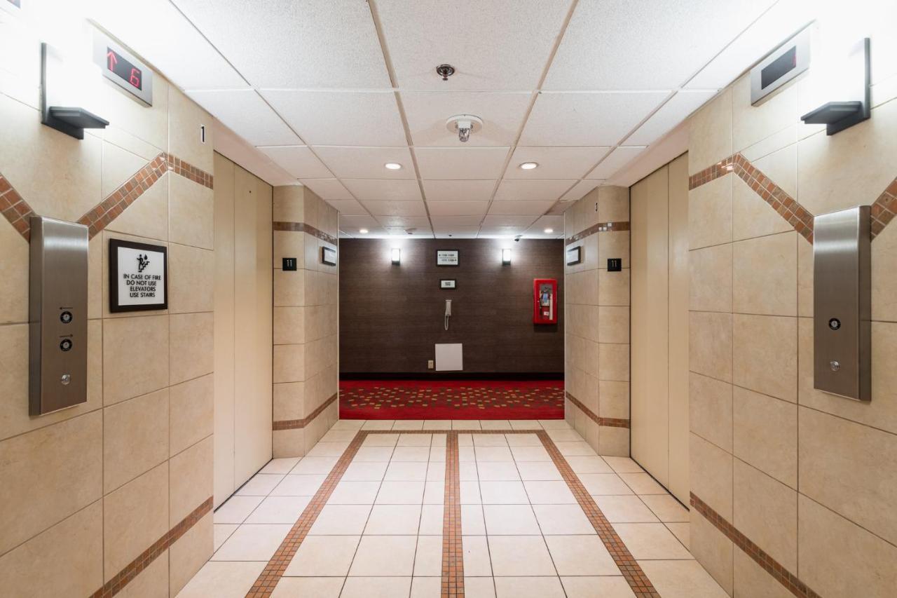 Crowne Plaza Newark Airport By Ihg Hotel Elizabeth Exterior foto